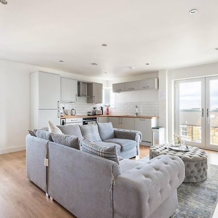 Апартаменты Luxurious 3-Bed Penthouse In Sheffield Handsworth Экстерьер фото